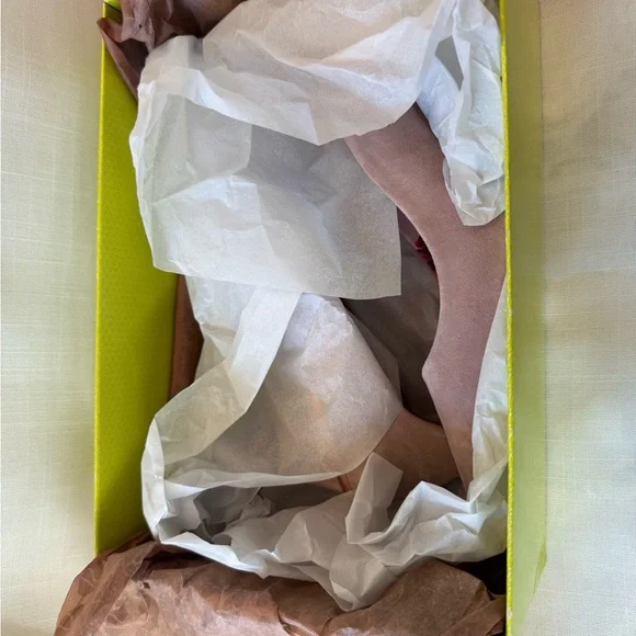 Elegant Pink Suede Women's Heels - Picture 9 of 12